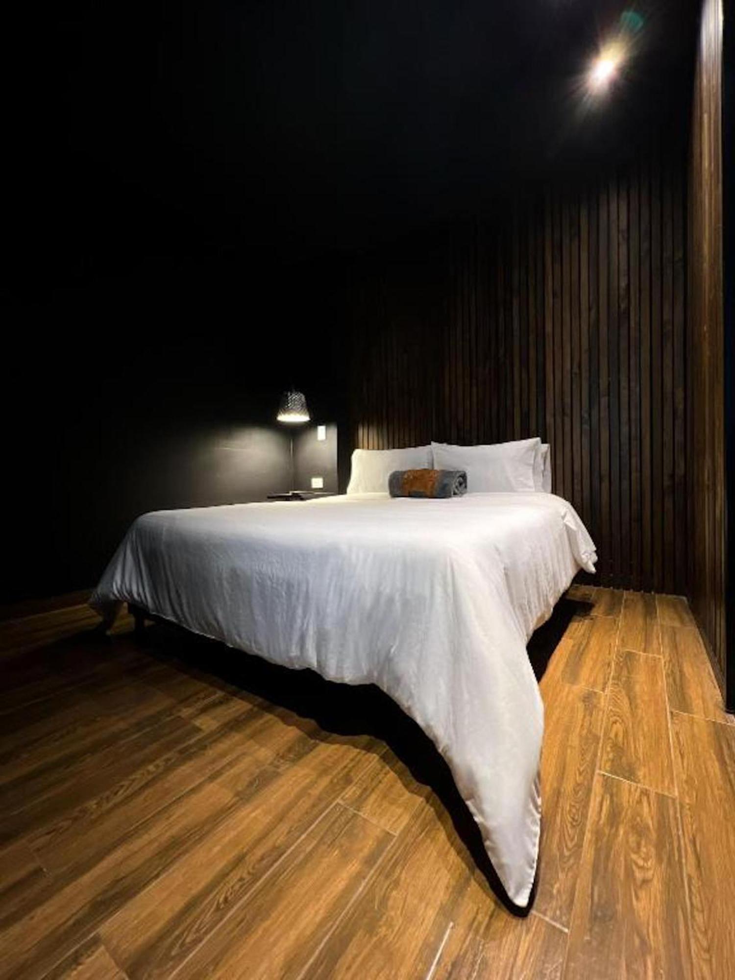 Hotel Lleras Медельин Экстерьер фото