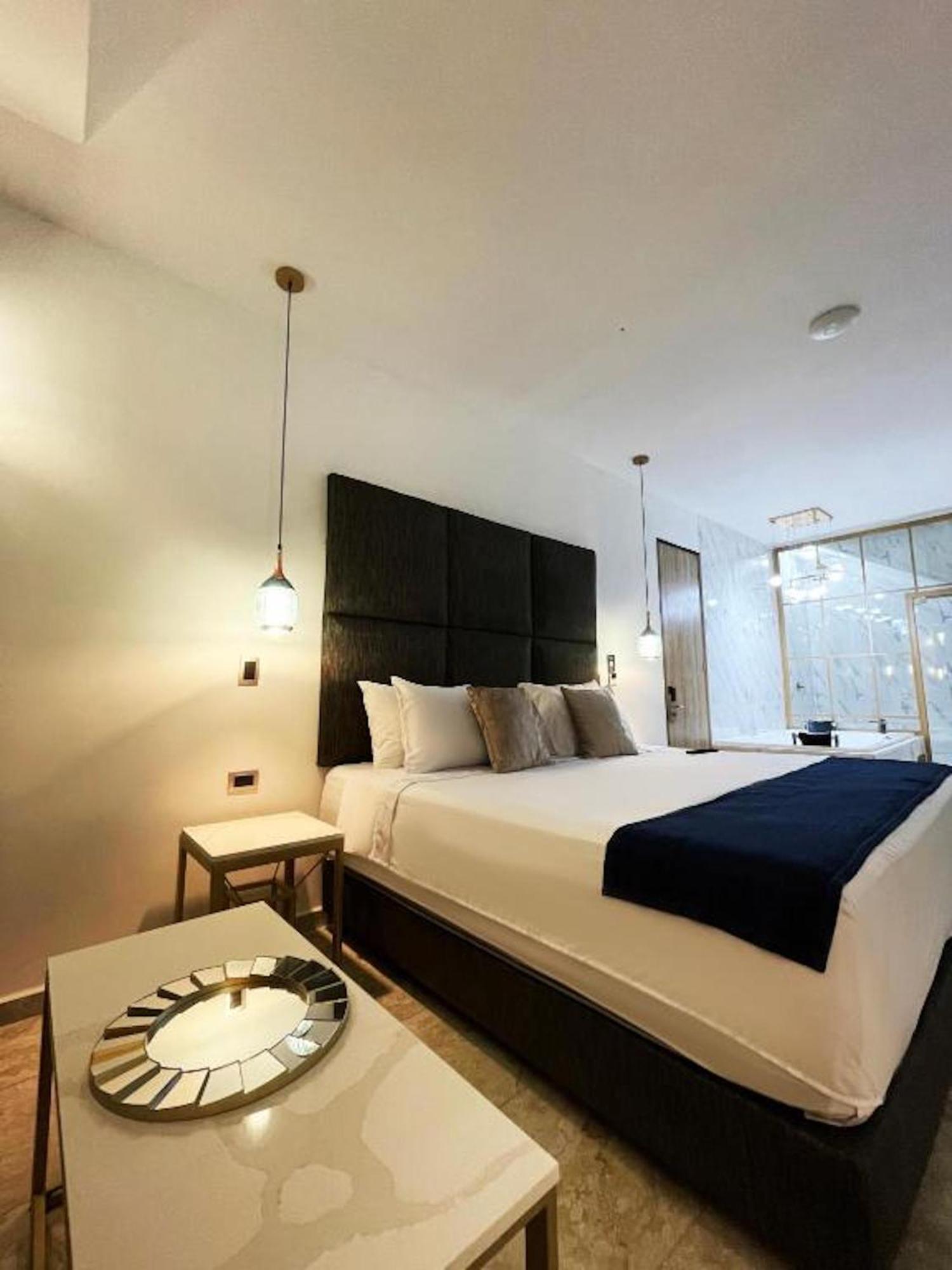 Hotel Lleras Медельин Экстерьер фото
