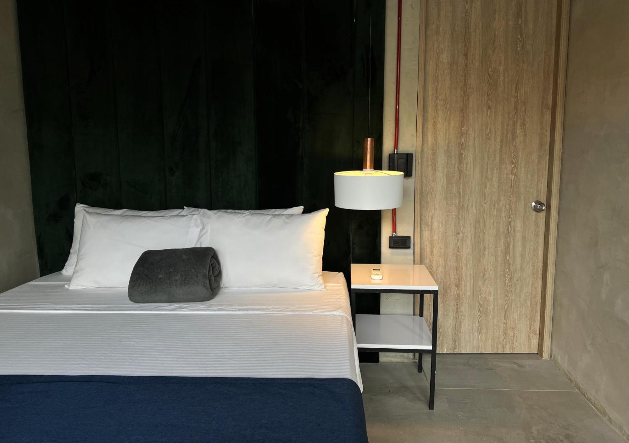 Hotel Lleras Медельин Экстерьер фото